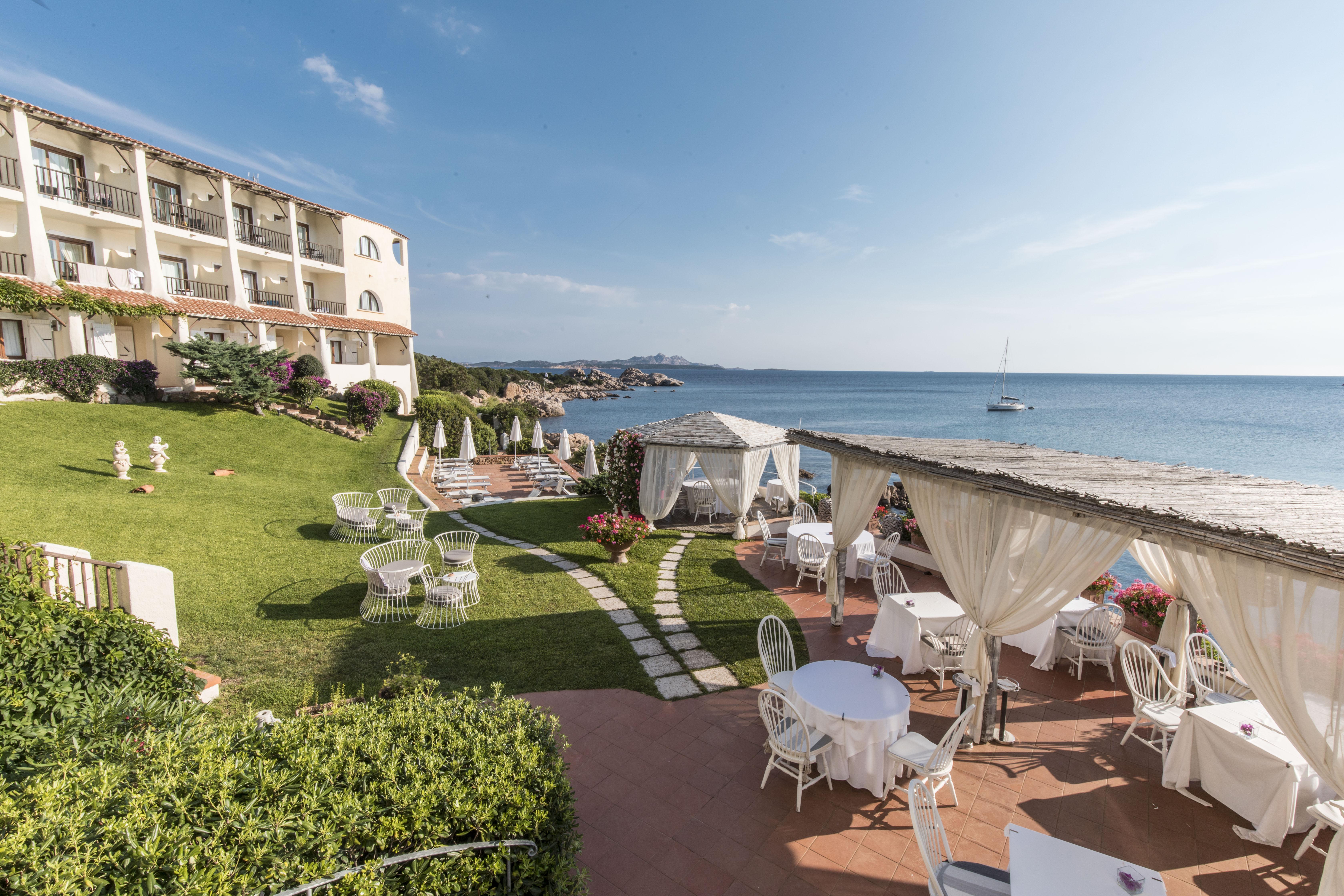 Club Hotel Baja Sardinia Ngoại thất bức ảnh