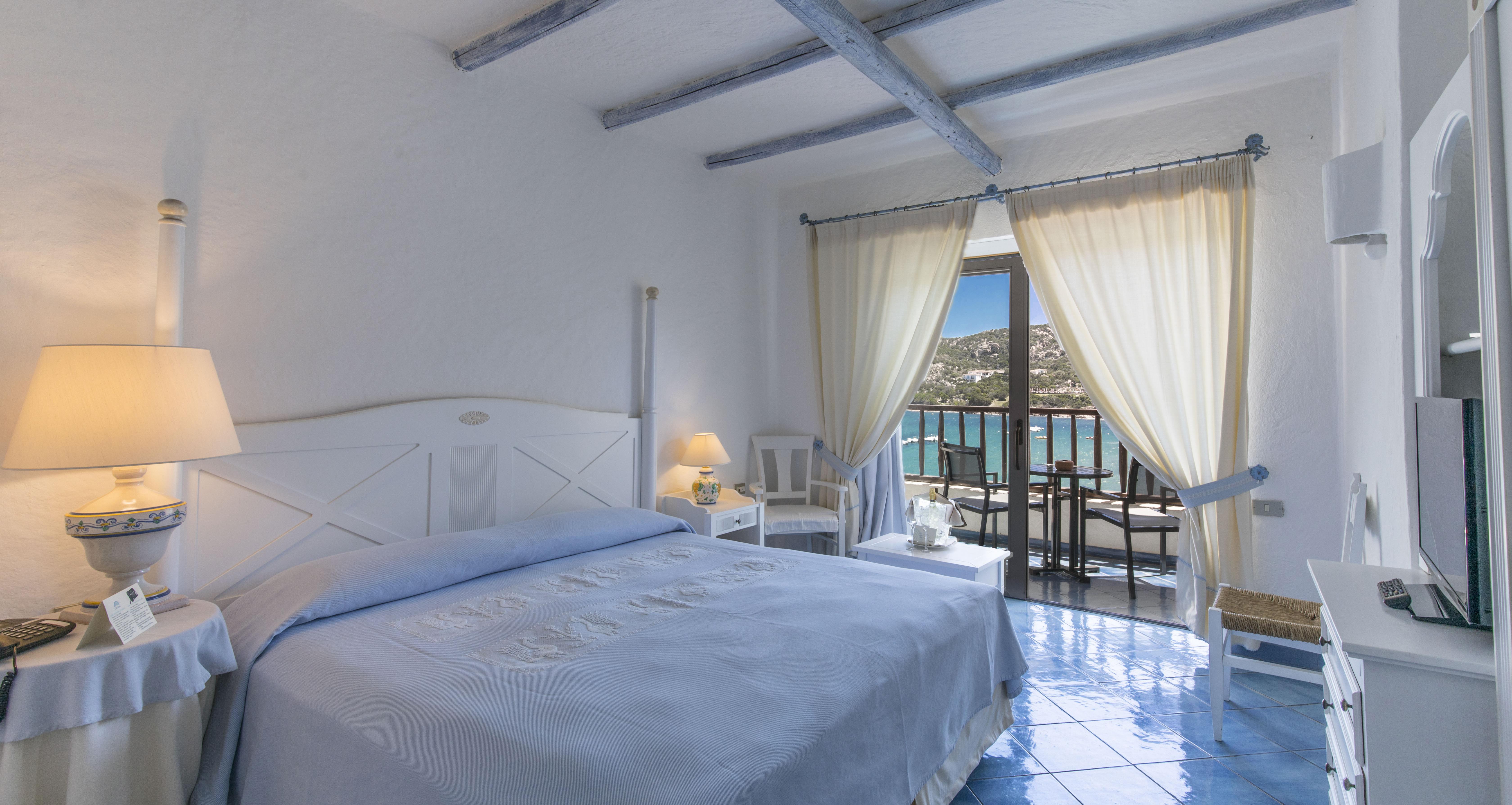 Club Hotel Baja Sardinia Ngoại thất bức ảnh