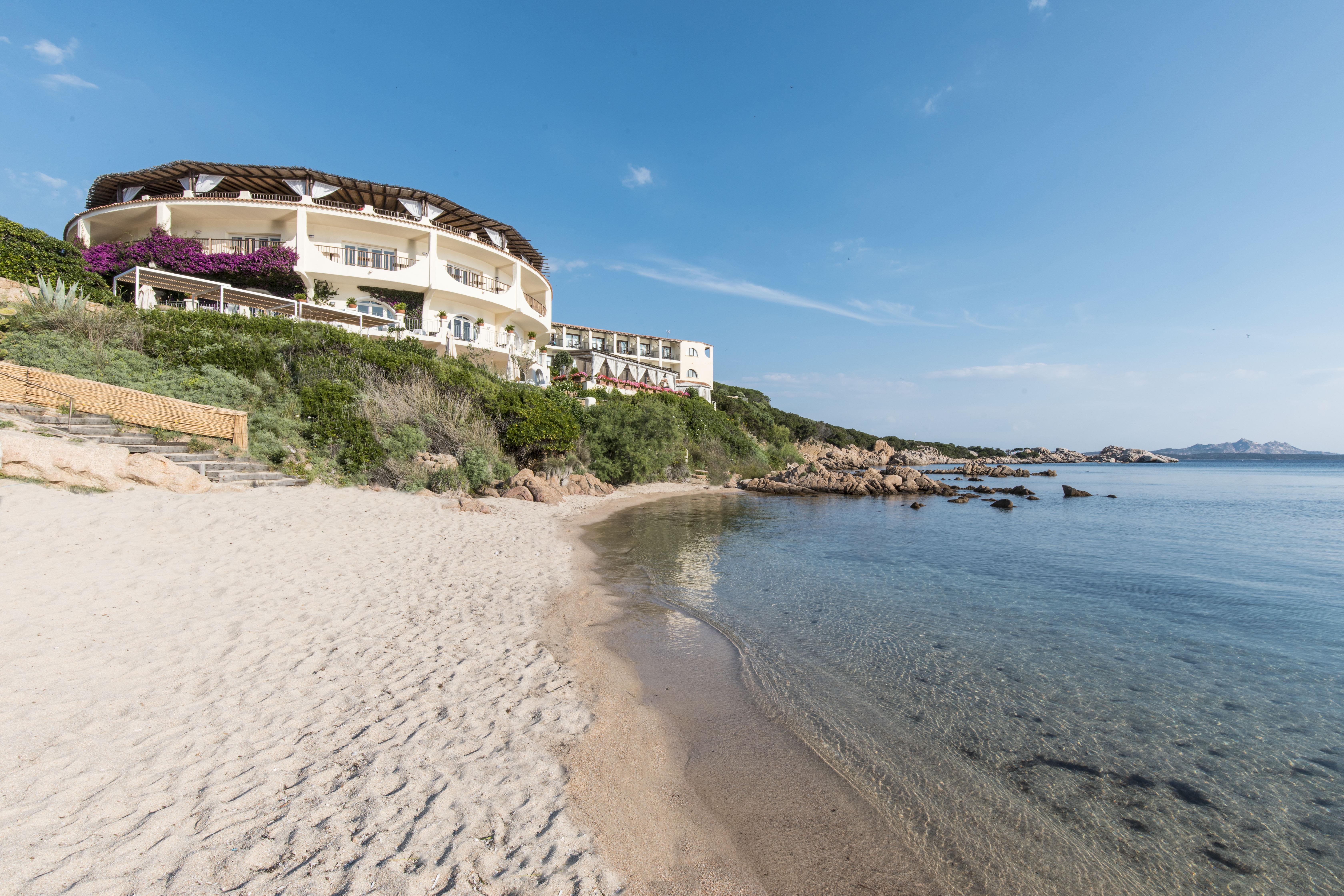 Club Hotel Baja Sardinia Ngoại thất bức ảnh