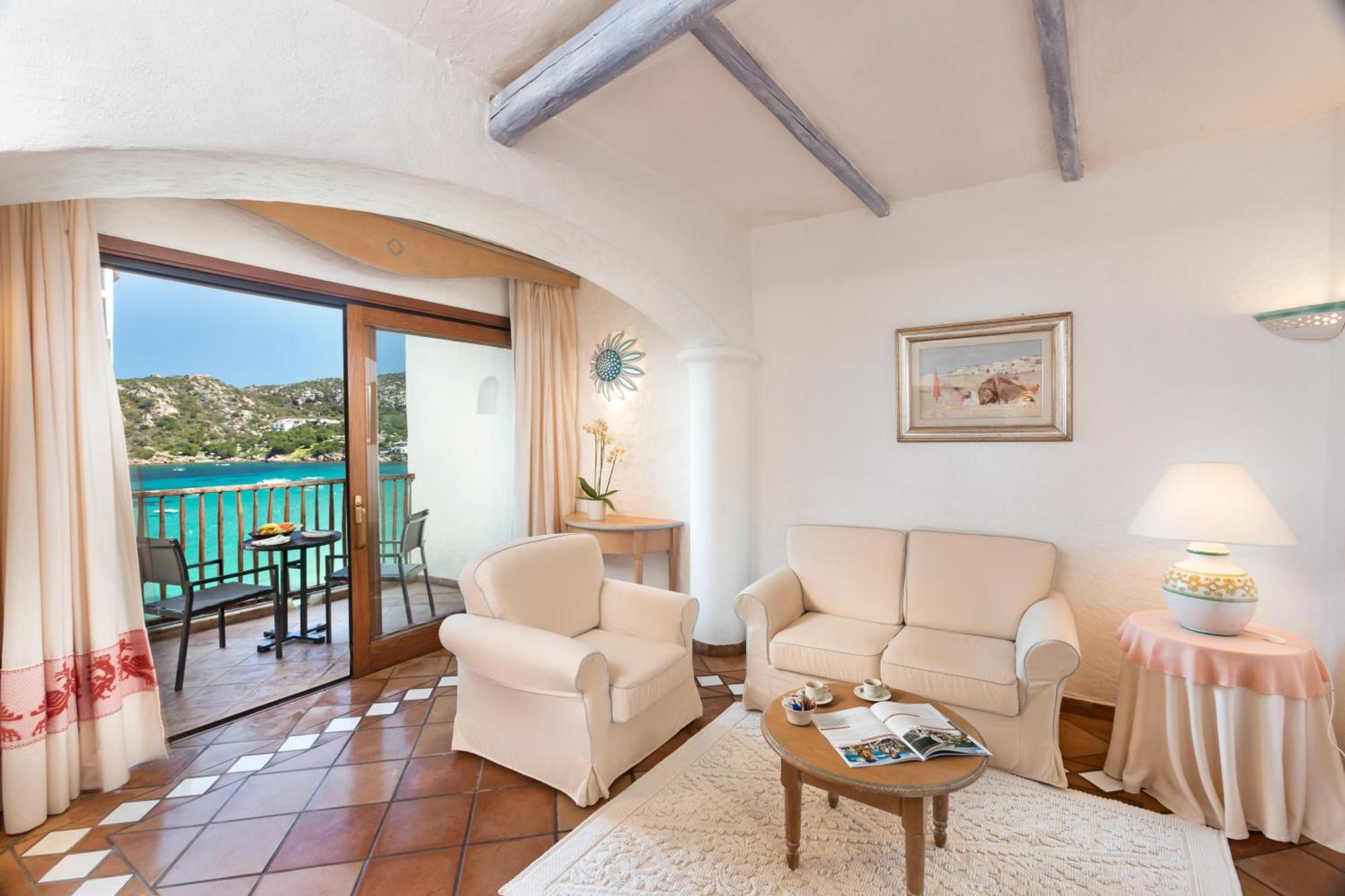 Club Hotel Baja Sardinia Ngoại thất bức ảnh