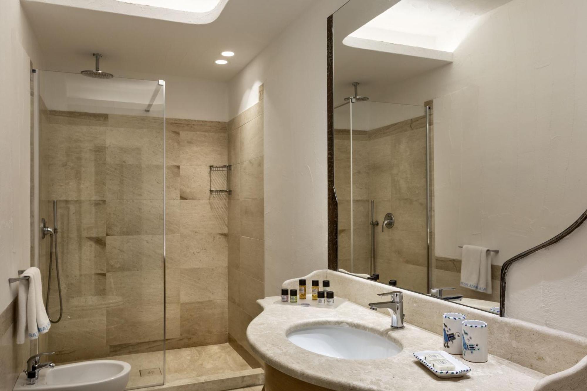 Club Hotel Baja Sardinia Ngoại thất bức ảnh