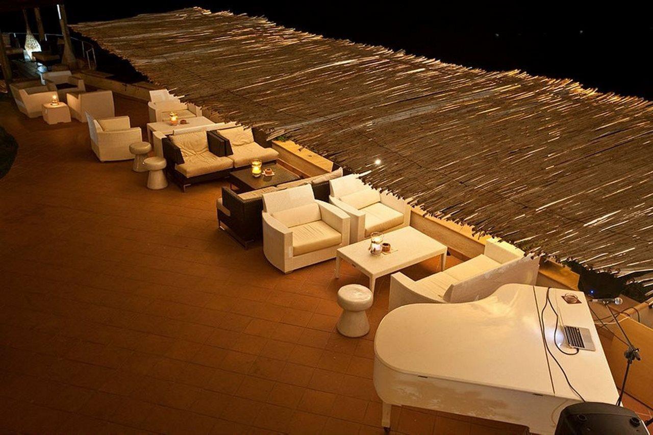 Club Hotel Baja Sardinia Ngoại thất bức ảnh