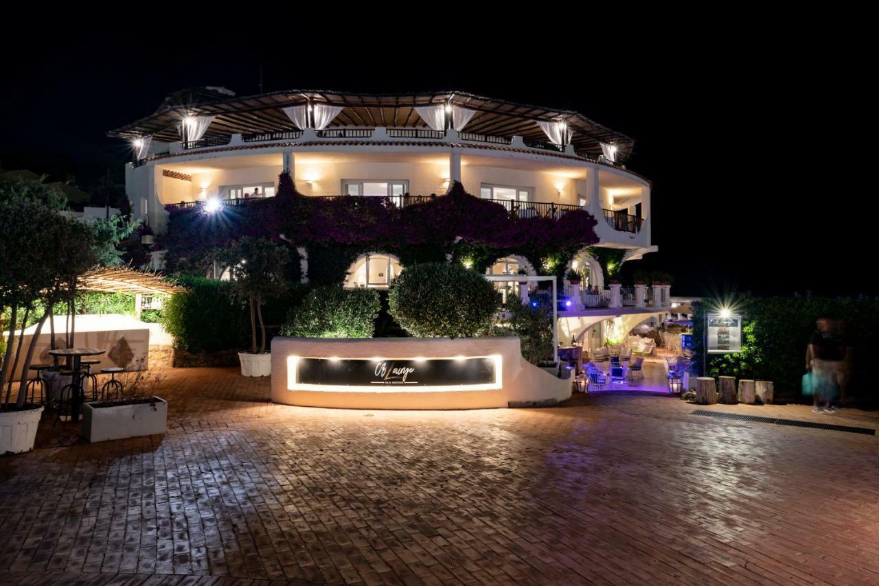 Club Hotel Baja Sardinia Ngoại thất bức ảnh